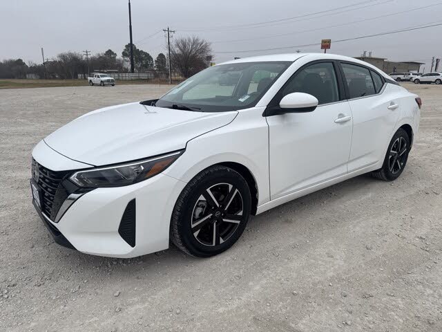 2024 Nissan Sentra SV FWD