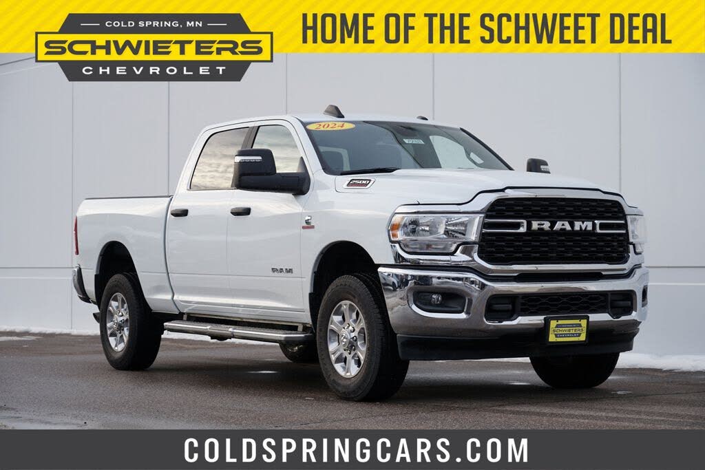2024 RAM 2500 Big Horn Crew Cab 4WD