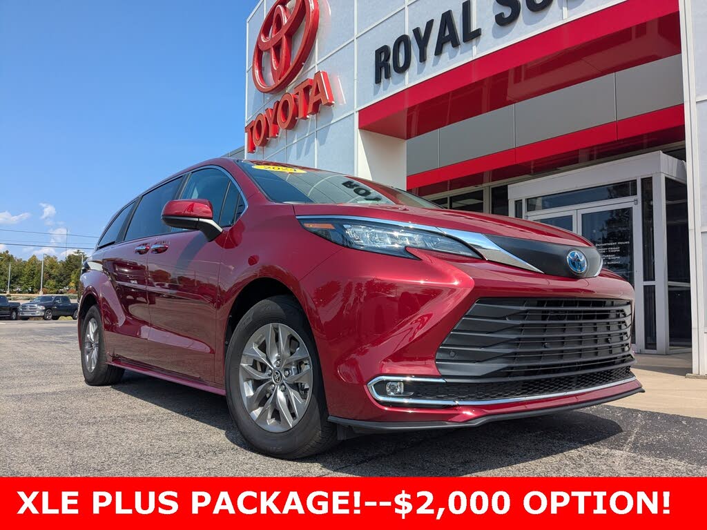 2024 Toyota Sienna XLE 7-Passenger AWD
