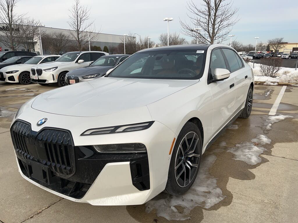 2025 BMW 7 Series 740i xDrive