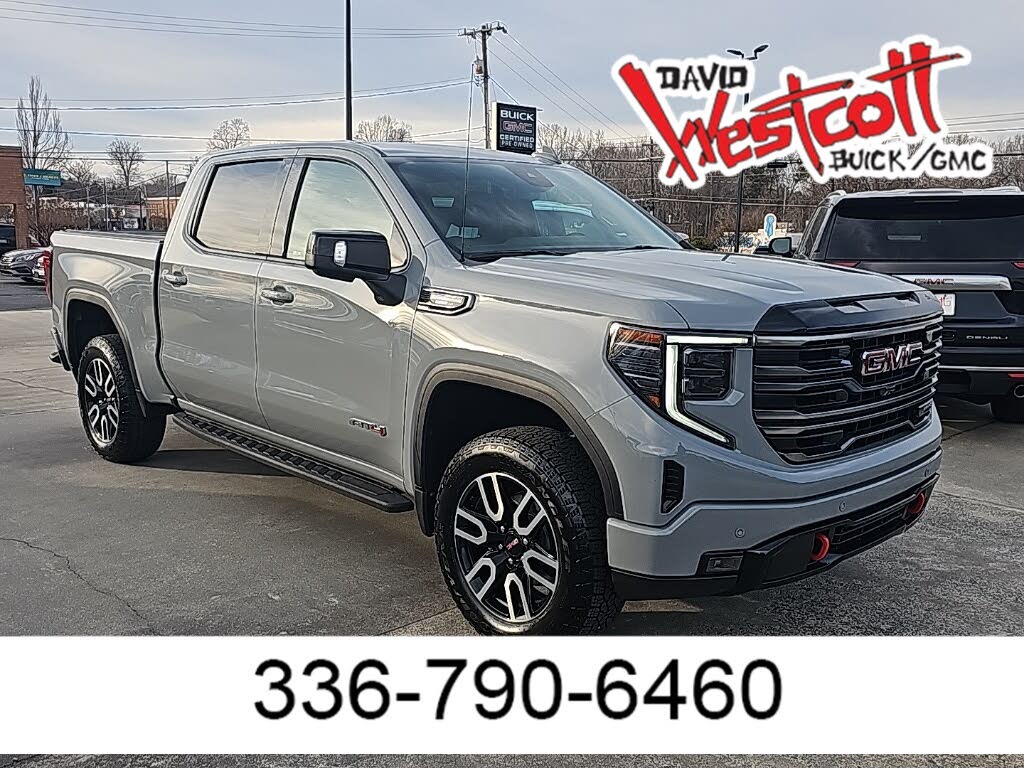 2025 GMC Sierra 1500 AT4 Crew Cab 4WD