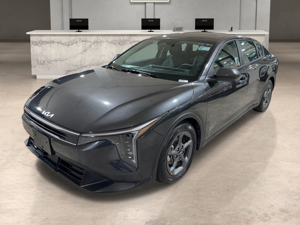 2025 Kia K4 LXS FWD