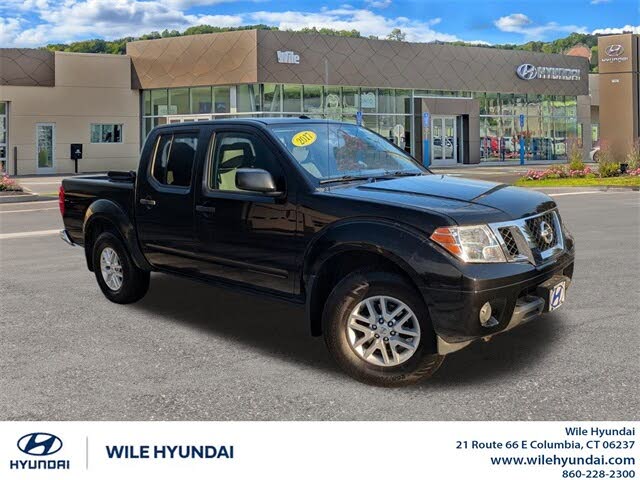 2017 Nissan Frontier SV V6 Crew Cab 4WD