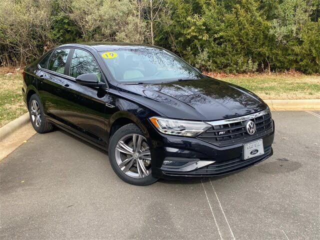 2019 Volkswagen Jetta R-Line FWD
