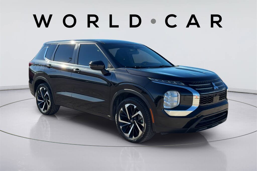 2022 Mitsubishi Outlander ES S-AWC