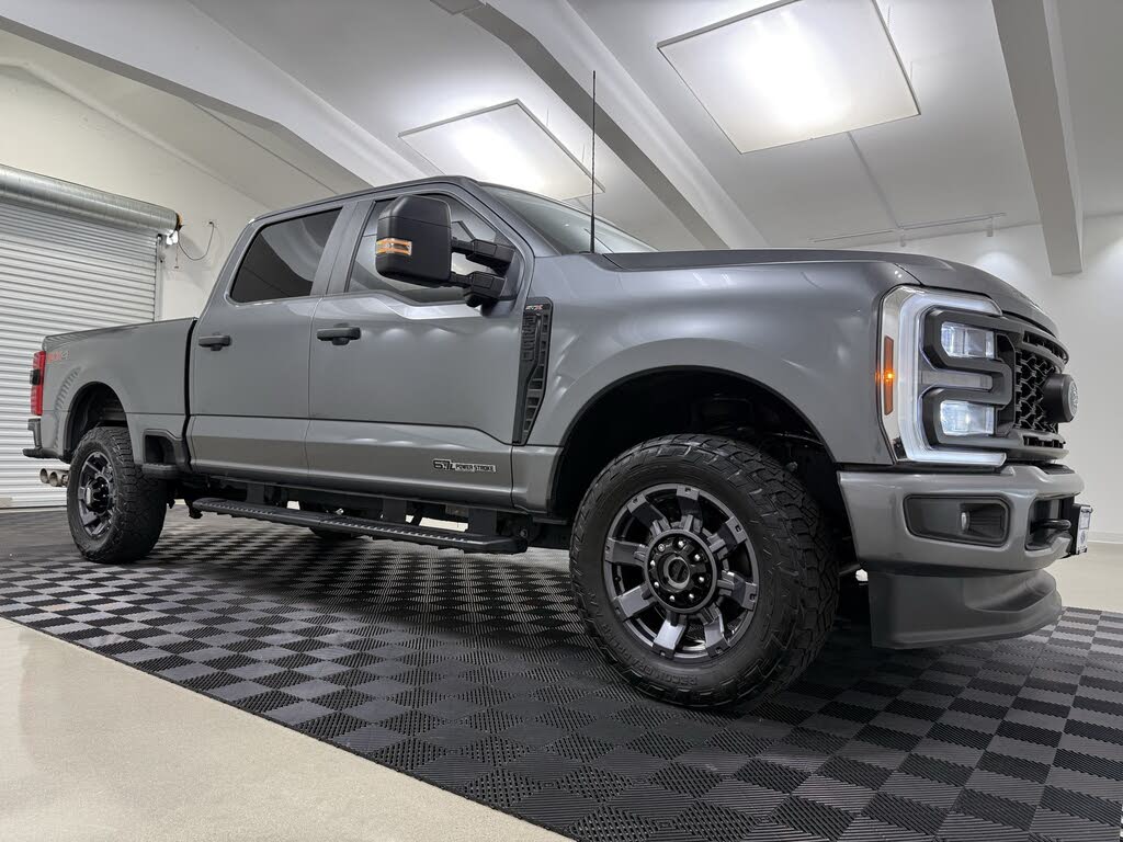 2024 Ford F-250 Super Duty XL Crew Cab 4WD