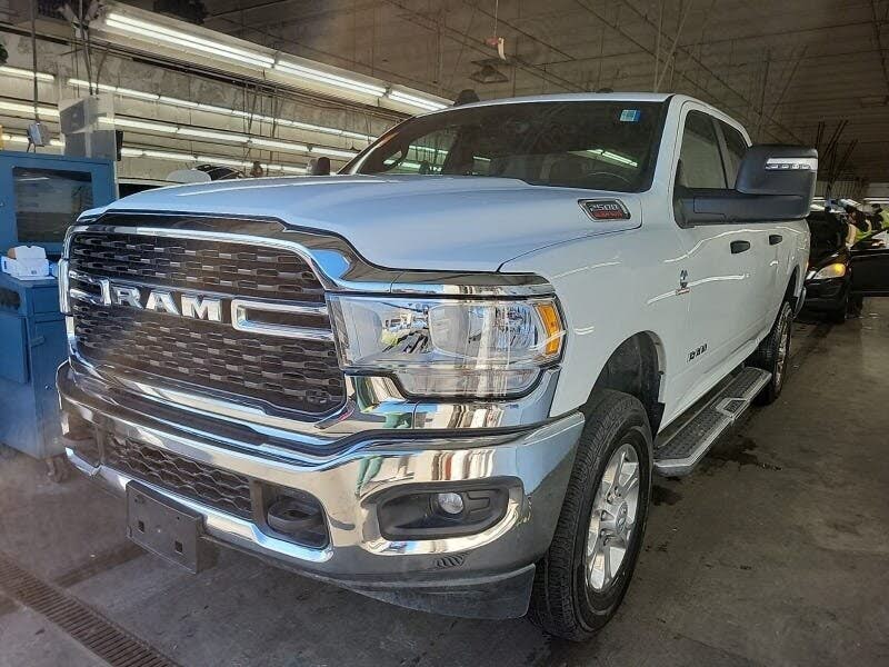 2024 RAM 2500 Big Horn Crew Cab 4WD