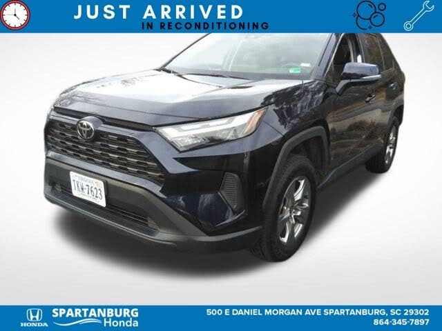 2024 Toyota RAV4 XLE FWD