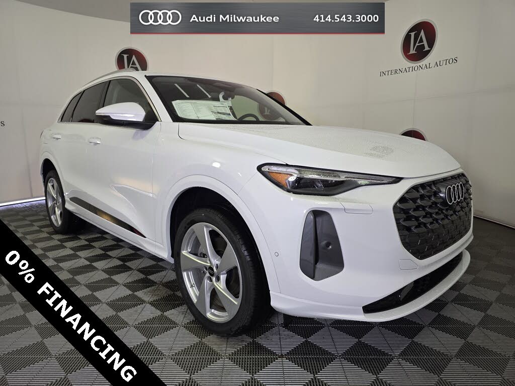 2025 Audi Q5 quattro Premium Plus 40 TFSI