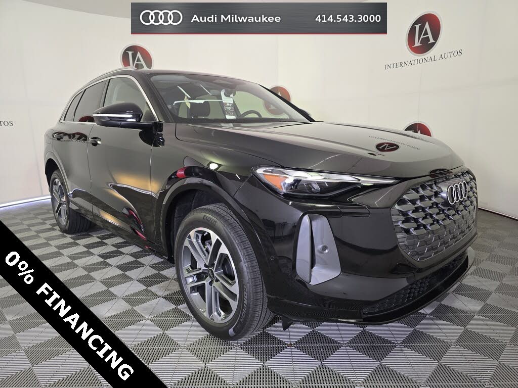 2025 Audi Q5 quattro Premium 40 TFSI