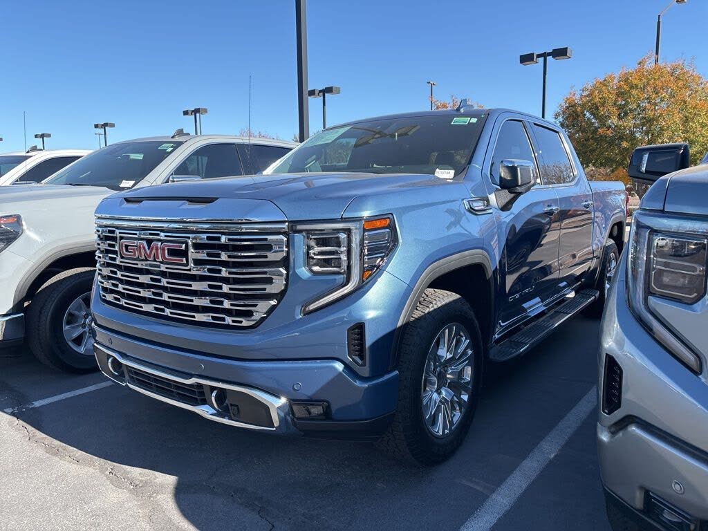 2025 GMC Sierra 1500 Denali Crew Cab 4WD