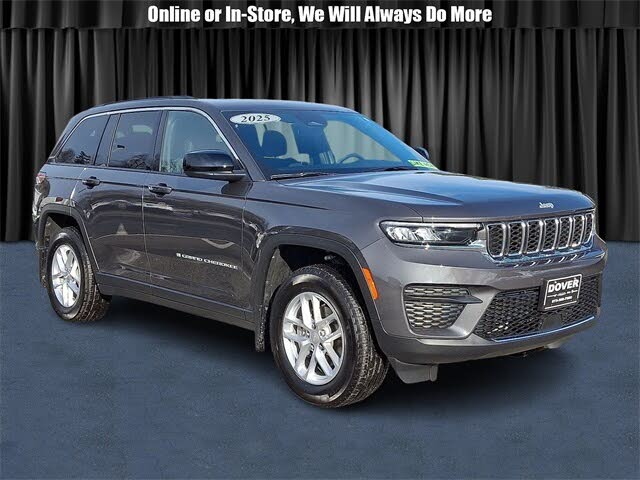 2025 Jeep Grand Cherokee Laredo 4WD