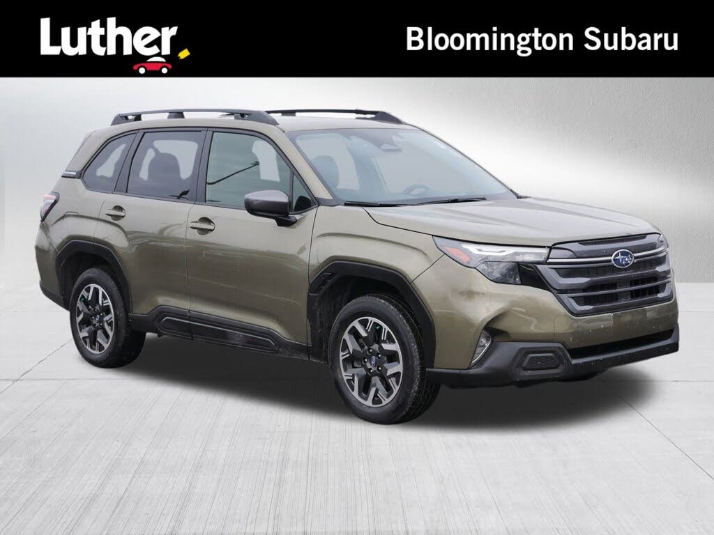 2025 Subaru Forester Premium Crossover AWD