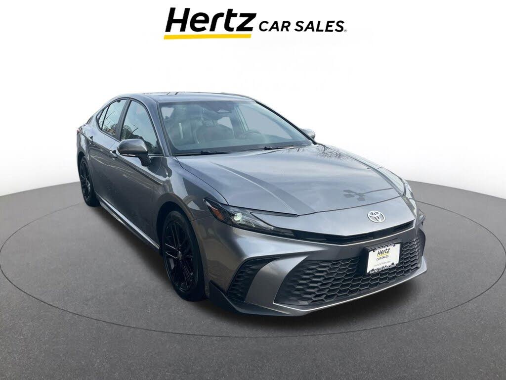 2025 Toyota Camry SE FWD