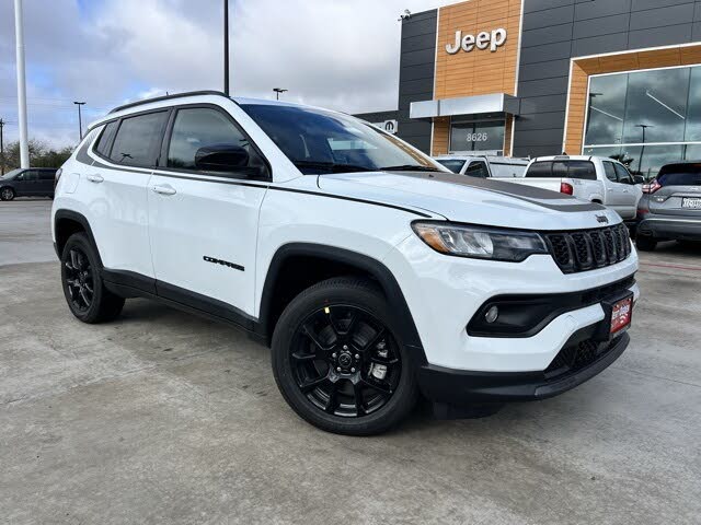 2026 Jeep Compass Latitude 4WD