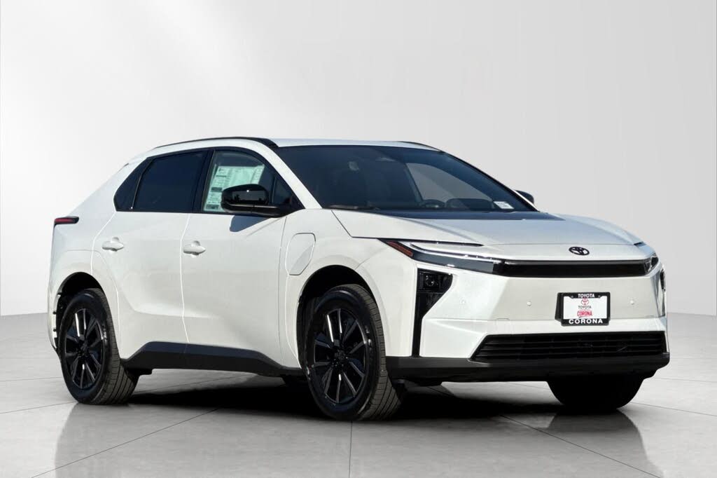 2026 Toyota bZ XLE Plus FWD