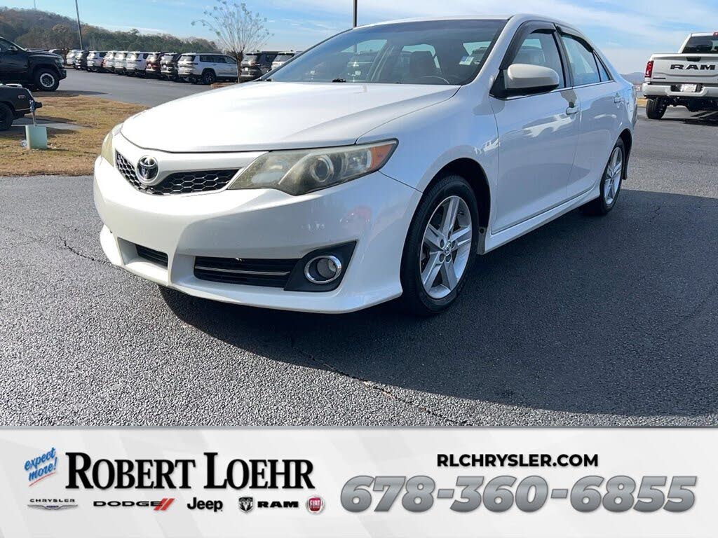 2014 Toyota Camry SE