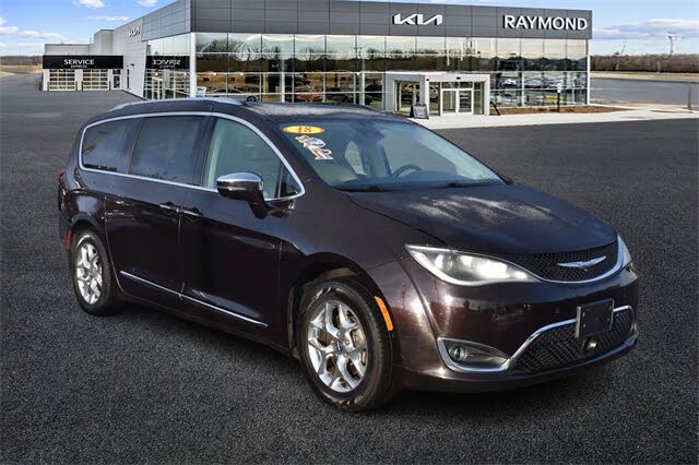 2018 Chrysler Pacifica Limited FWD