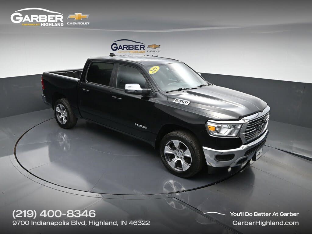 2024 RAM 1500 Laramie Crew Cab 4WD