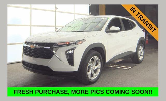 2025 Chevrolet Trax LS FWD
