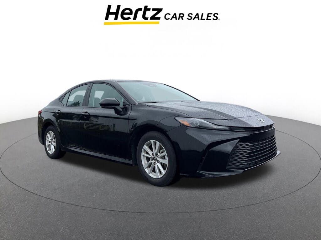 2025 Toyota Camry LE FWD