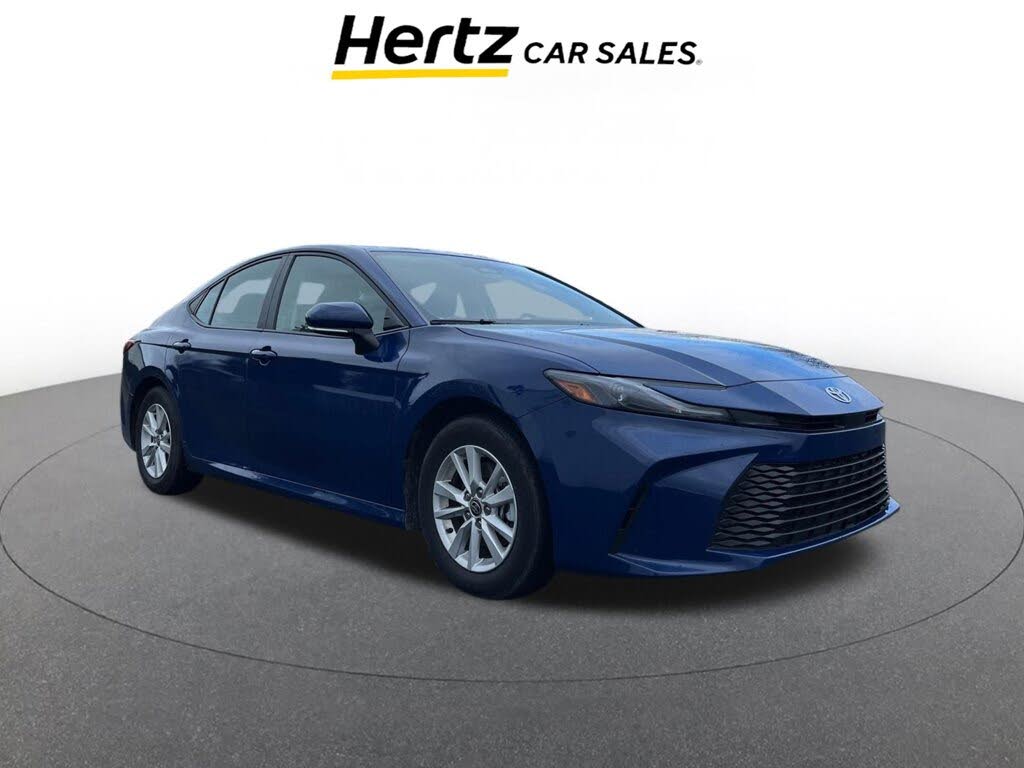 2025 Toyota Camry LE FWD