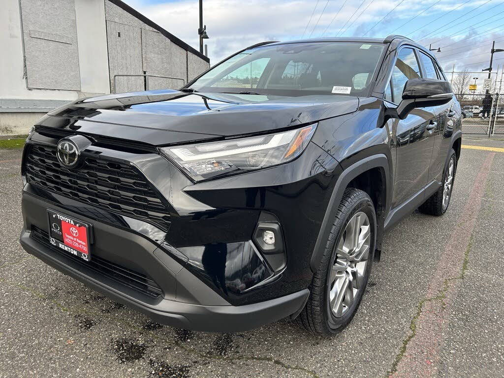 2025 Toyota RAV4 XLE Premium AWD