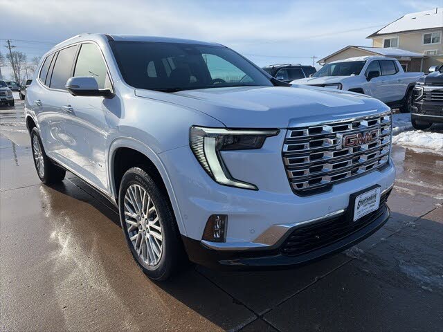 2026 GMC Acadia Denali AWD