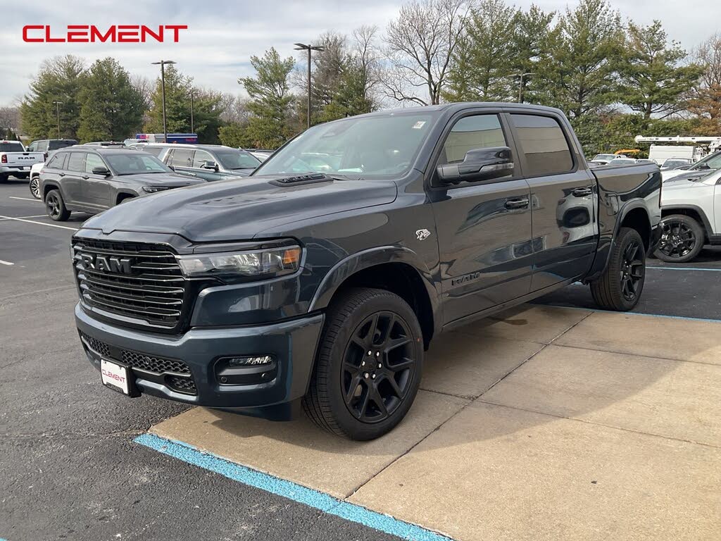2026 RAM 1500 Laramie Crew Cab 4WD