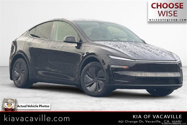 2026 Tesla Model Y Long Range RWD