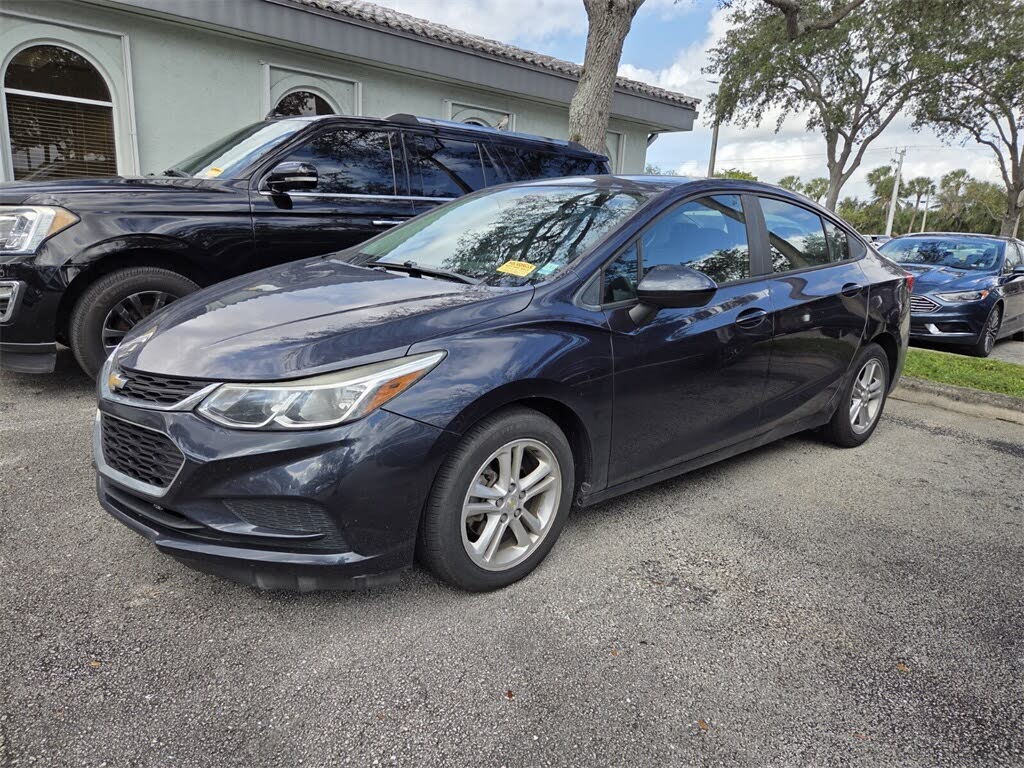 2016 Chevrolet Cruze LS Sedan FWD