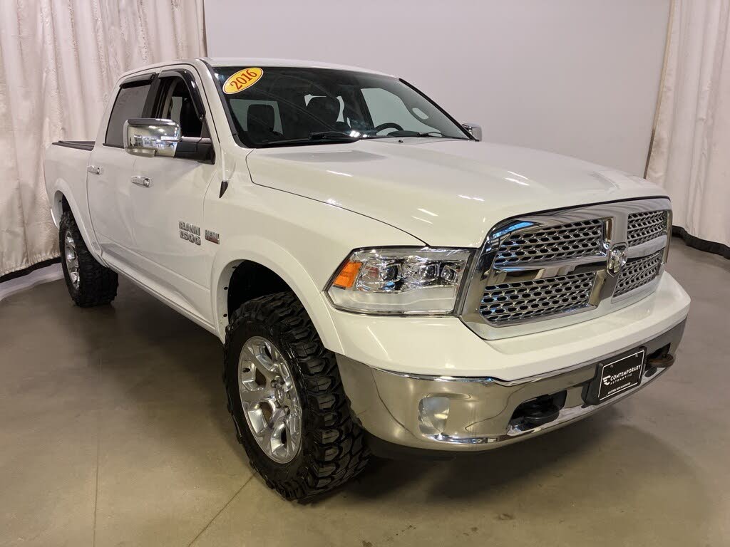 2016 RAM 1500 Laramie Crew Cab 4WD