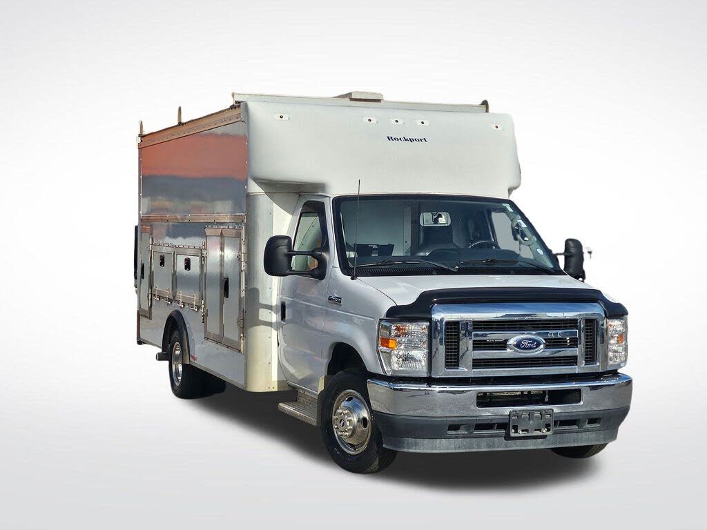 2023 Ford E-Series Chassis E-450 SD Cutaway 158 DRW RWD