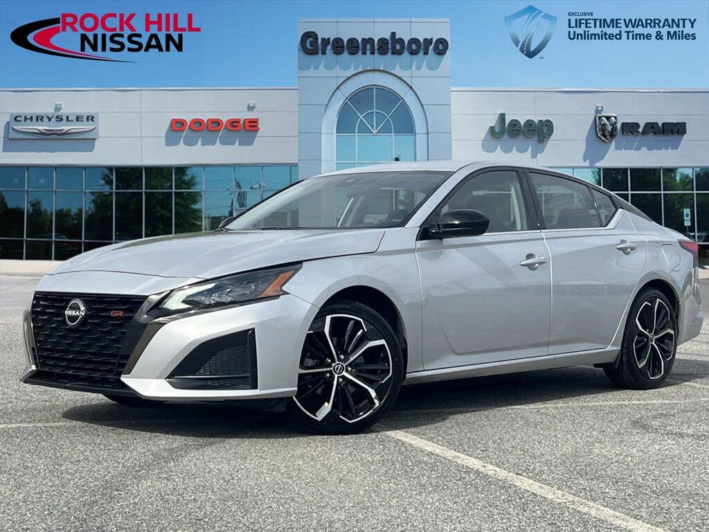 2024 Nissan Altima 2.5 SR FWD