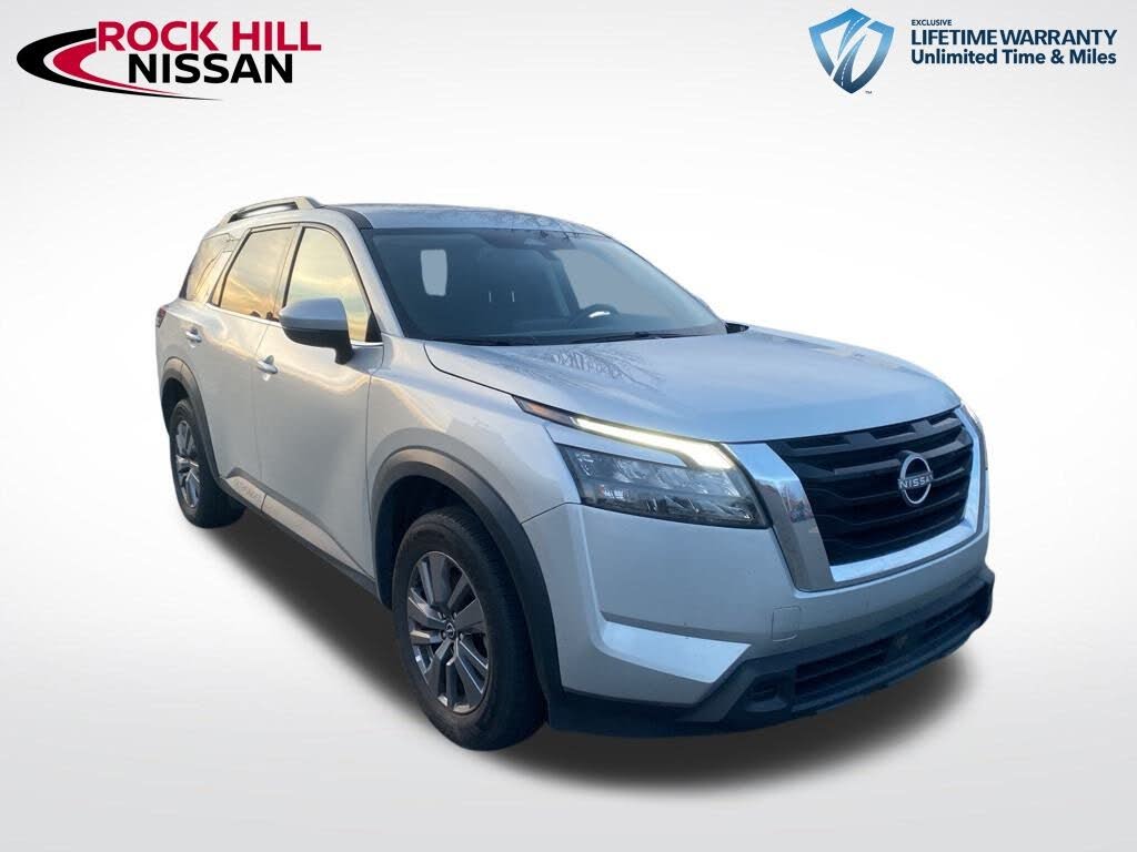 2024 Nissan Pathfinder SV FWD