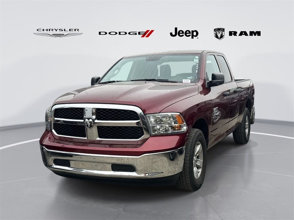 2024 RAM 1500 Classic SLT Quad Cab 4WD