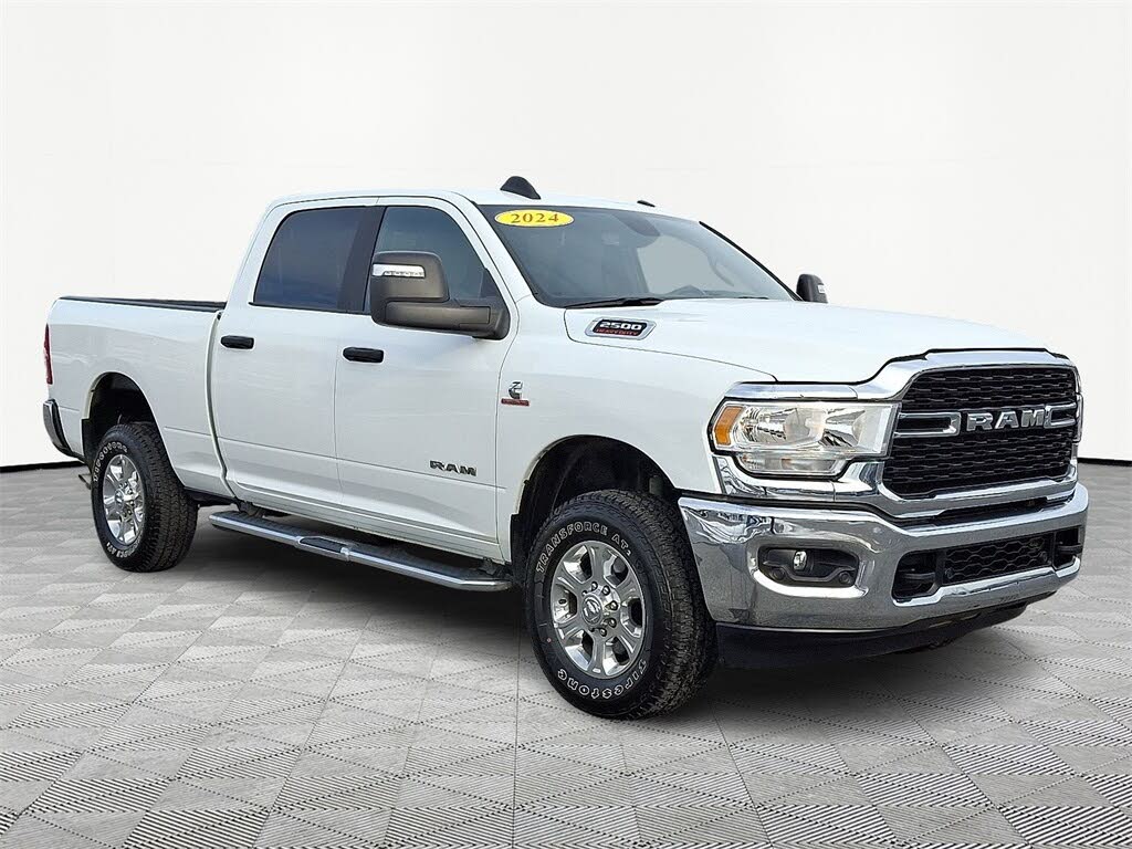 2024 RAM 2500 Big Horn Crew Cab 4WD