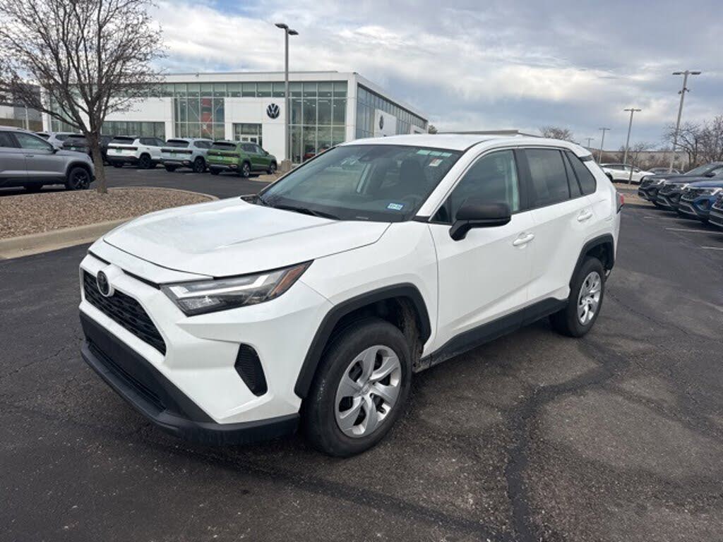 2024 Toyota RAV4 LE AWD