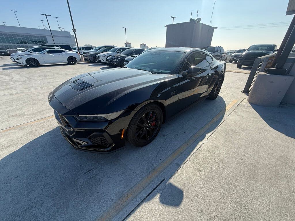 2025 Ford Mustang GT Premium Fastback RWD