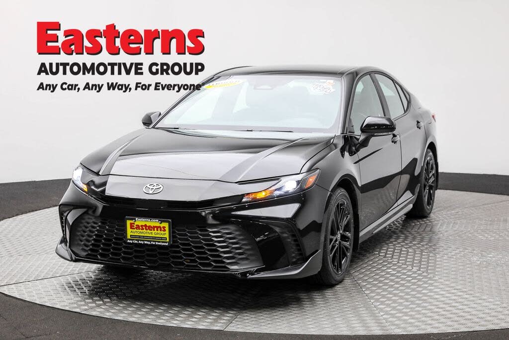 2025 Toyota Camry SE AWD