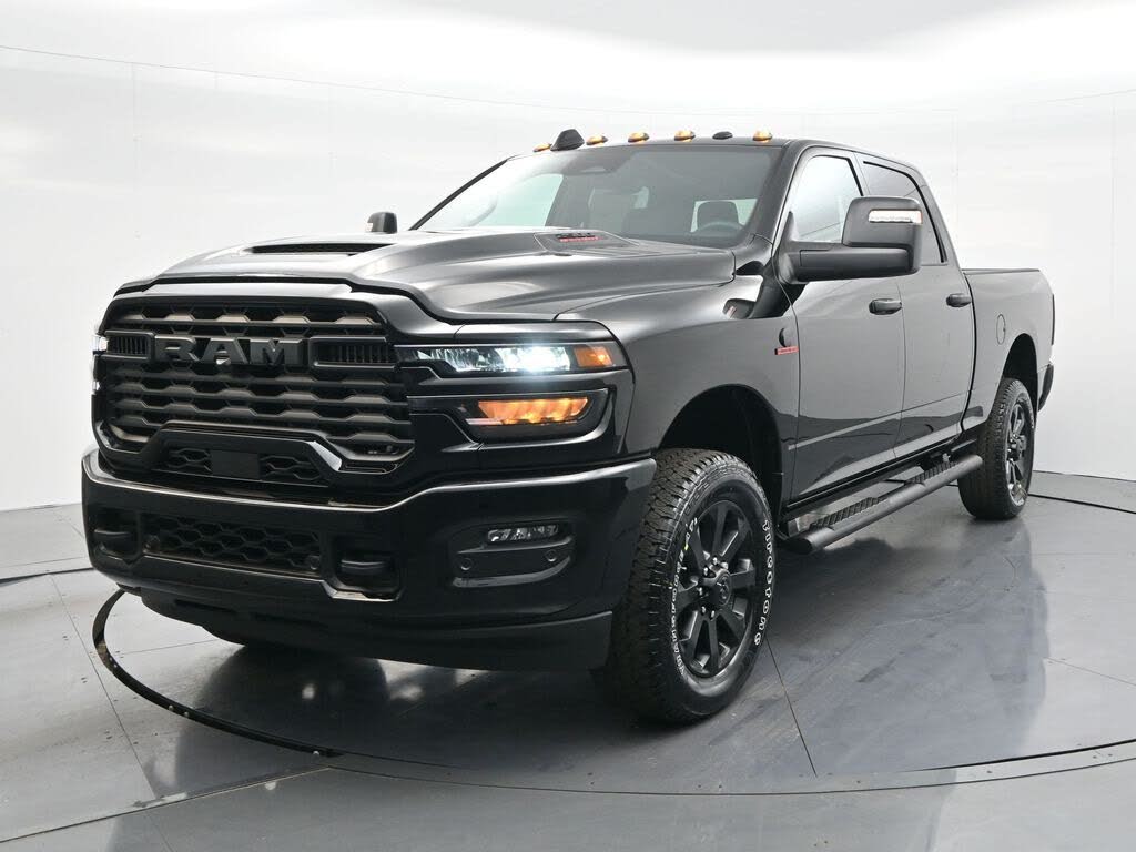 2026 RAM 2500 Tradesman Crew Cab 4WD