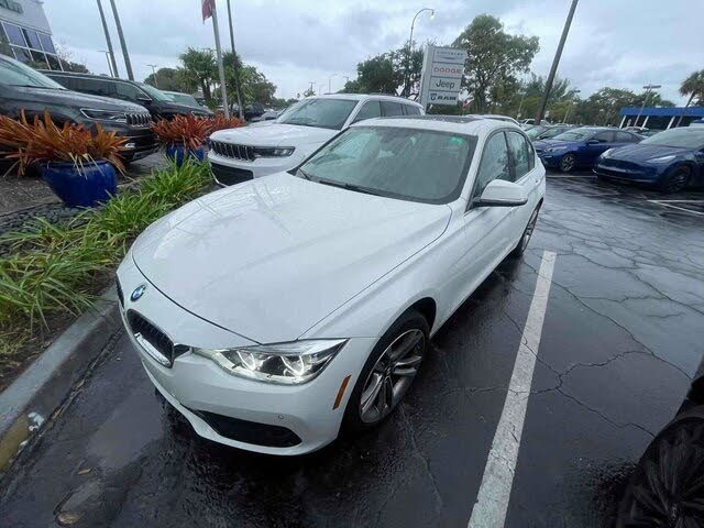 2017 BMW 3 Series 330i Sedan RWD