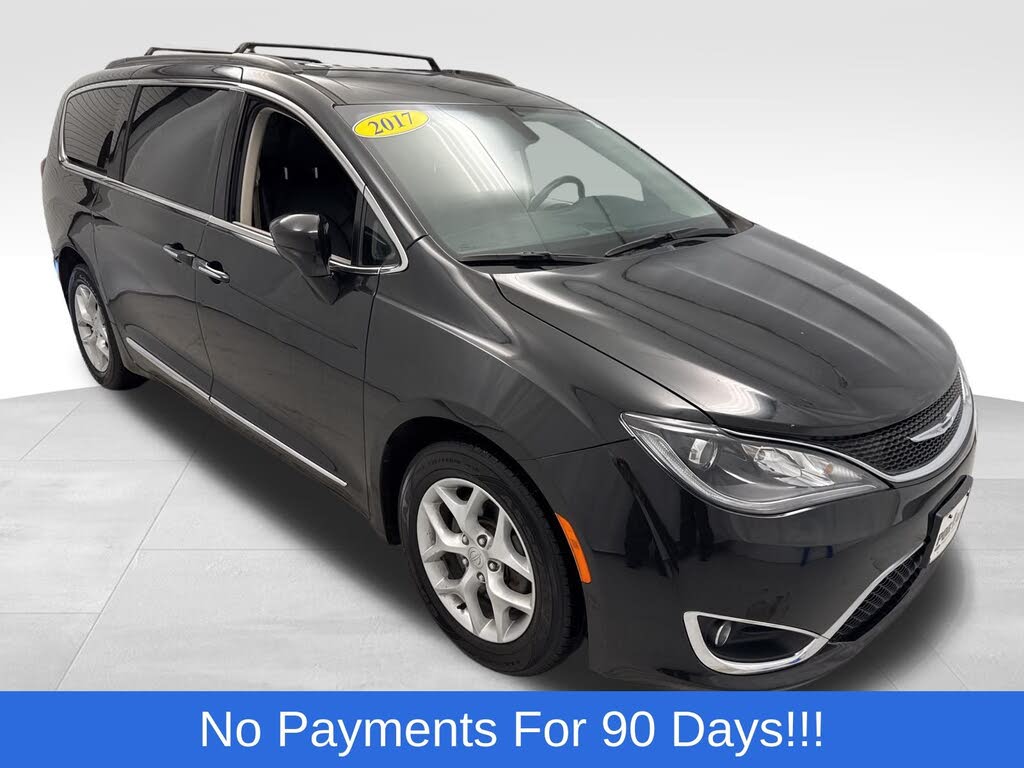 2017 Chrysler Pacifica Touring L FWD