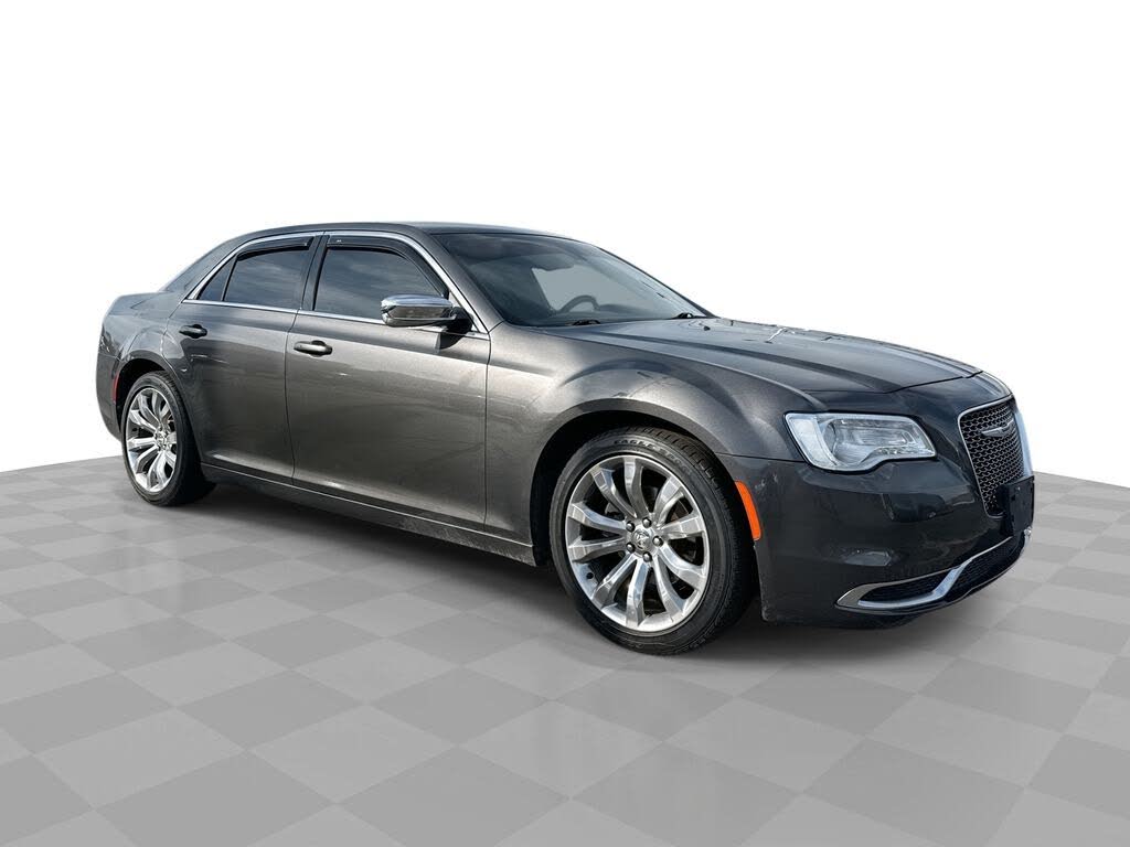 2018 Chrysler 300 Touring RWD