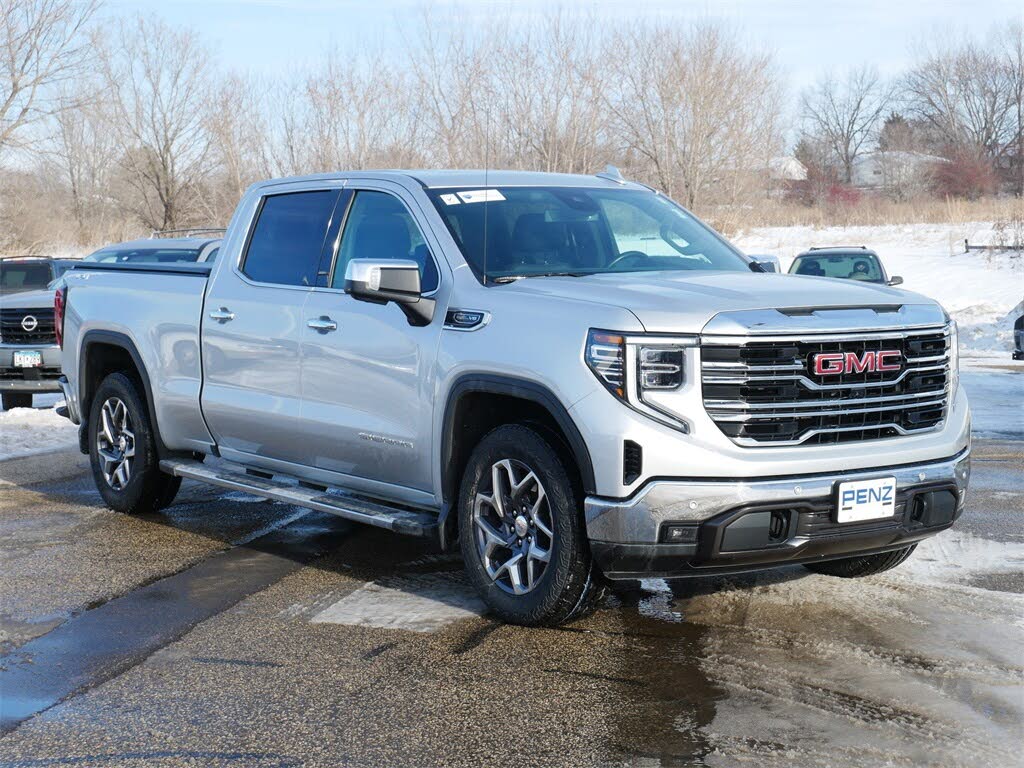 2022 GMC Sierra 1500 SLT Crew Cab 4WD