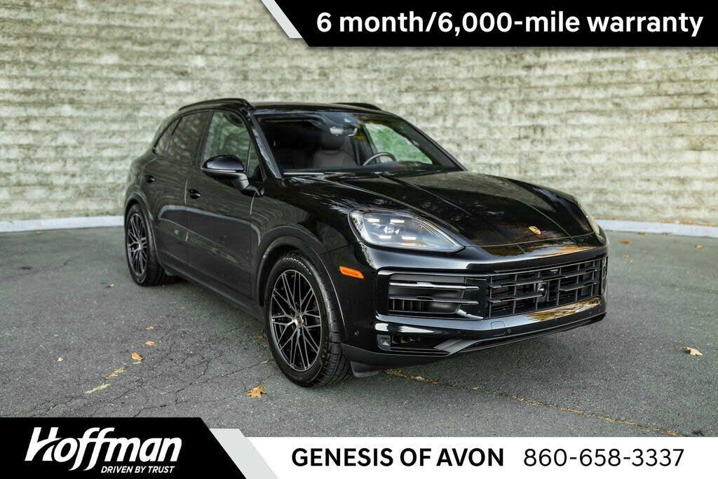 2025 Porsche Cayenne AWD