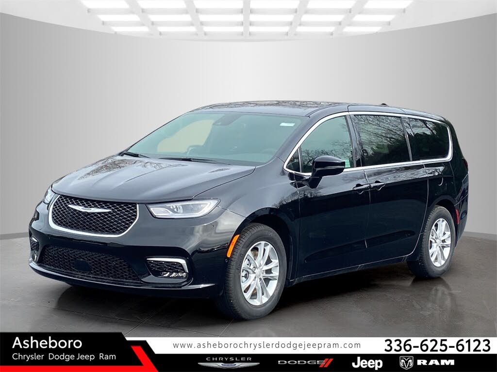 2026 Chrysler Pacifica Select FWD