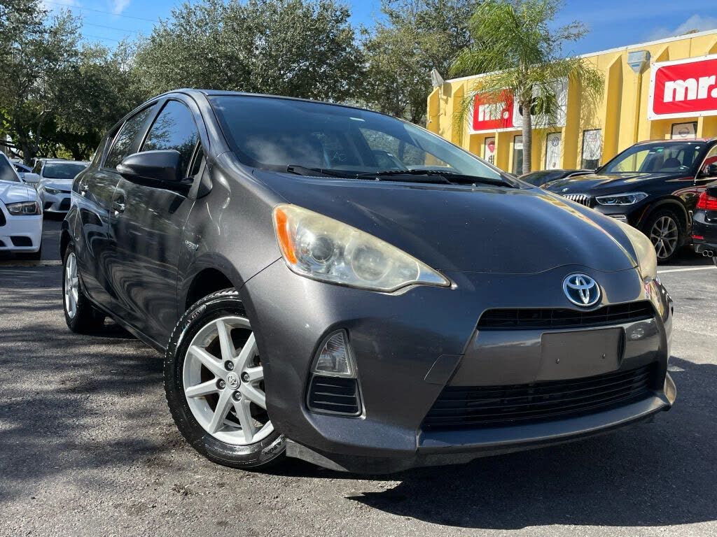 2013 Toyota Prius c One