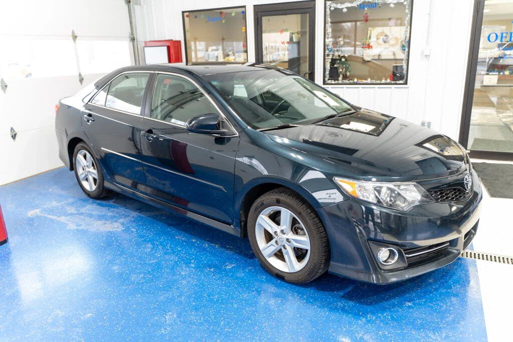 2014 Toyota Camry SE