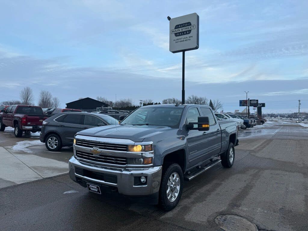 2015 Chevrolet Silverado 2500HD LT Crew Cab 4WD